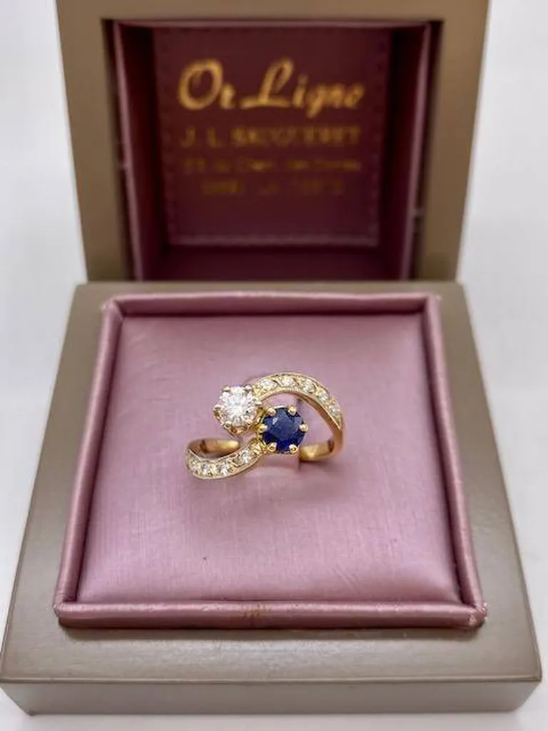 Bague toi et moi en or 750/1000ème saphir et diamants en dépôt vente chez la bijouterie Or Ligne à La Teste de Buch sur le Bassin d'Arcachon