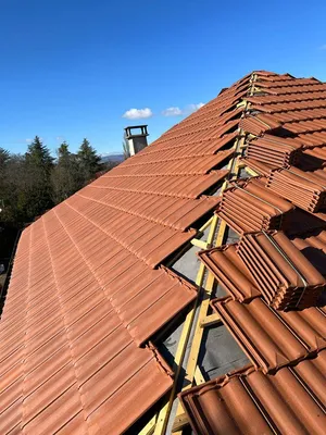 Artisan couvreur pour refaire une toiture Genas