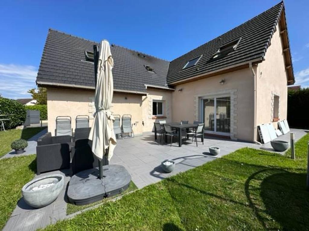 A vendre maison de 168 m² sur la commune de SAINT AUBIN LES ELBEUF
