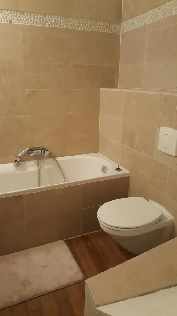 pierre salle de bain idéé salle de bain