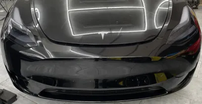 Pose de film teinté sur les phares et Optiques dans les Alpes-Maritimes, bas Riviera Detailing, avec notre PPF XPEL teinté.