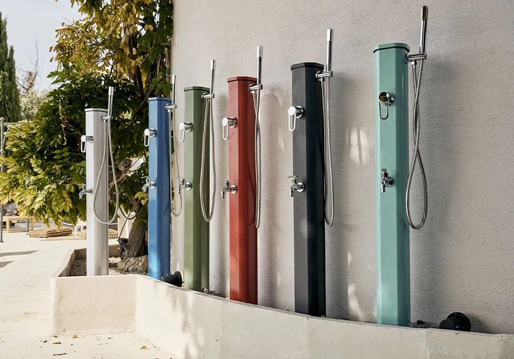 Tous les coloris de la douche Jolly Go Alliance Piscines 83