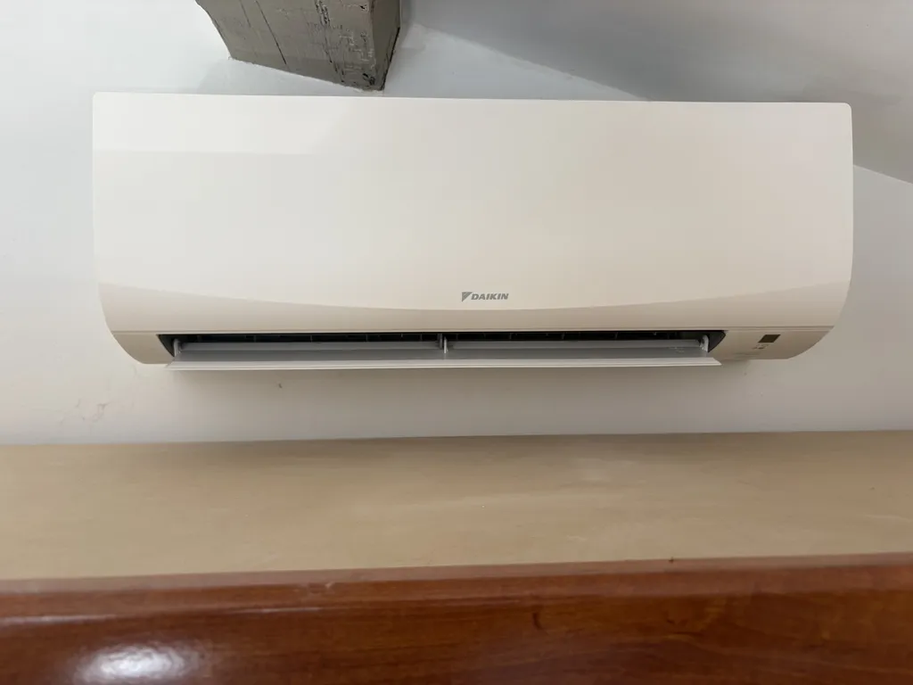 Groupe intérieur de climatisation installée par EPCM ARTISAN