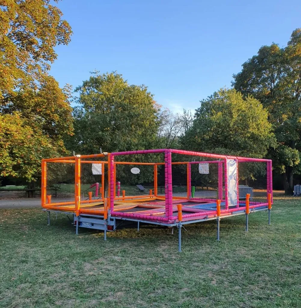 LOUER BATTERIE DE TRAMPOLINE A LYON