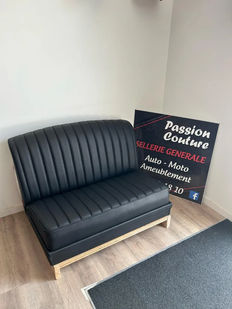 Rénovation sur mesure d’une banquette de Citroën 5 HP cabriolet à Bordeaux