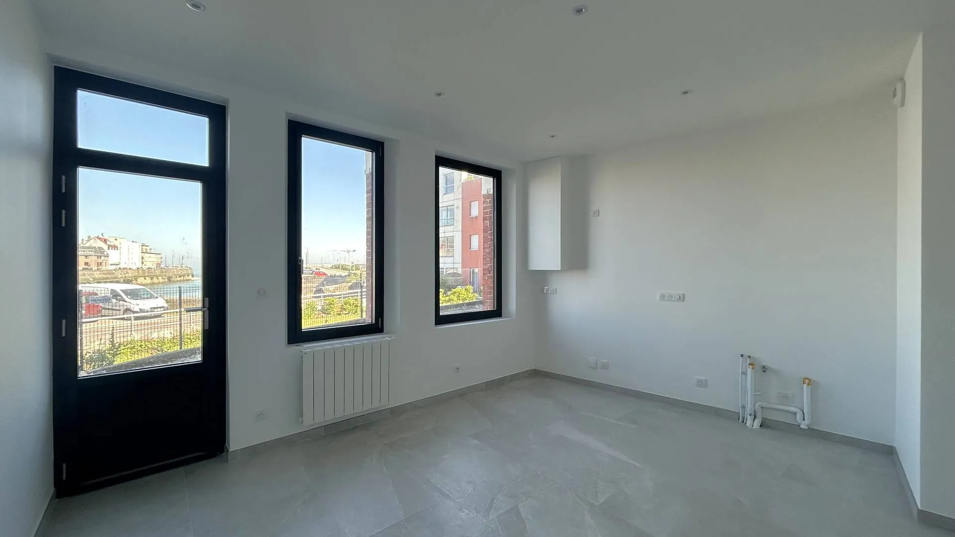 à DIEPPE  maison de pêcheur face au port, vue idéale sur le chenal, 76 Normandie