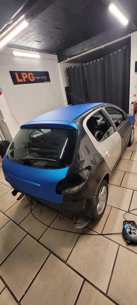 Total covering Peugeot 206