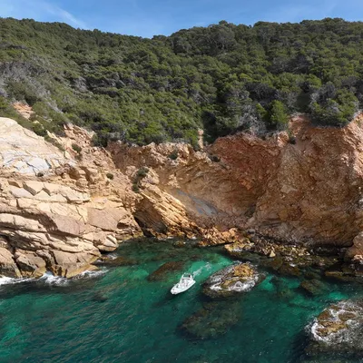 Circuit en bateau dans les Calanques du Var au départ de La Ciotat