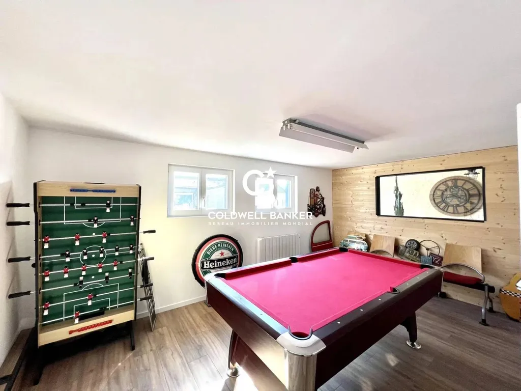 Maison familiale  rénovée avec un garage quartier Riffaudières au Mans A vendre