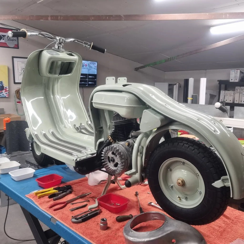 RESTAURATION LAMBRETTA LD 125 TOULON