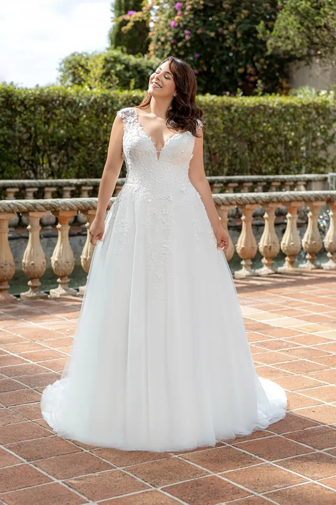 Robe de mariée trapèze en tulle grande taille Marseille 