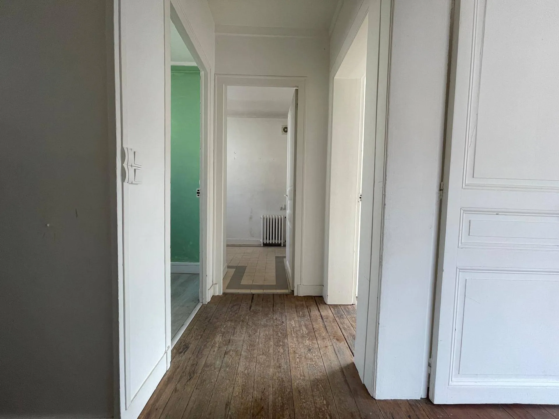 SOUS COMPROMIS Maison de ville, 4 chambres avec jardin et garages, proche gare Dieppe 76