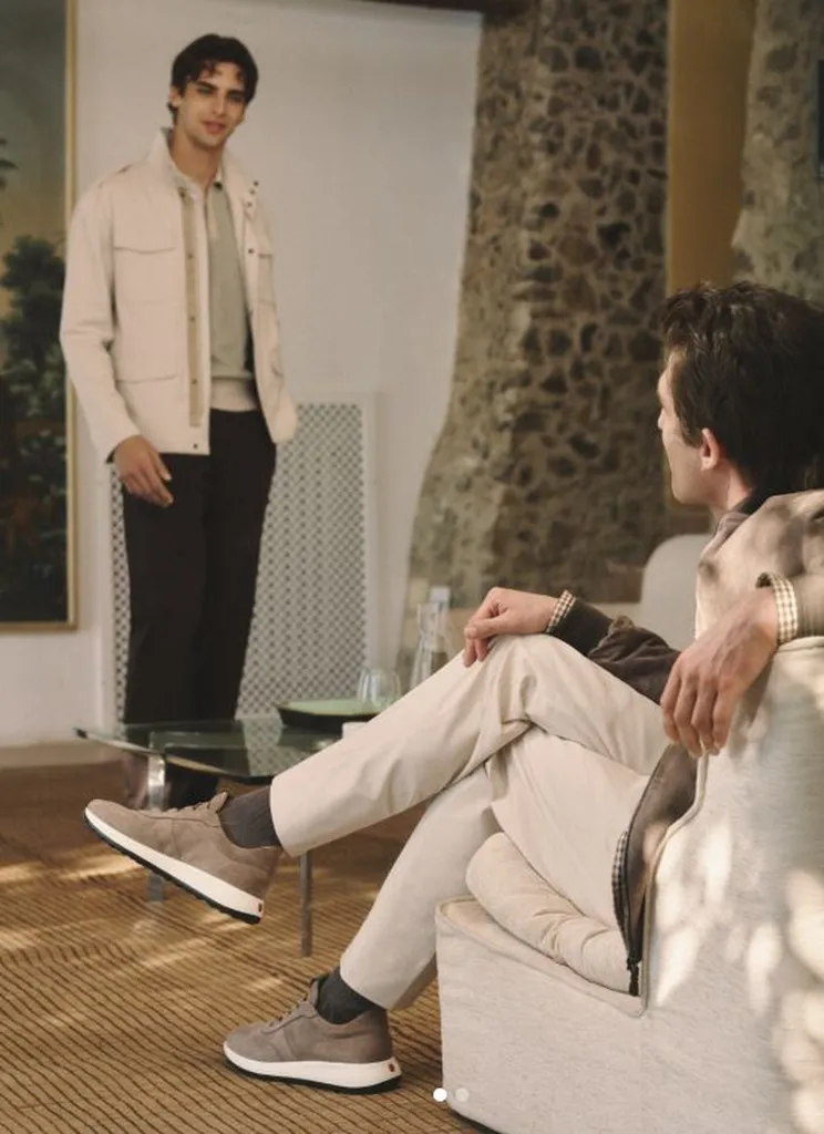 La nouvelle collection Tod's pour hommes printemps-été 2026 des images d'élégance à l'italienne.