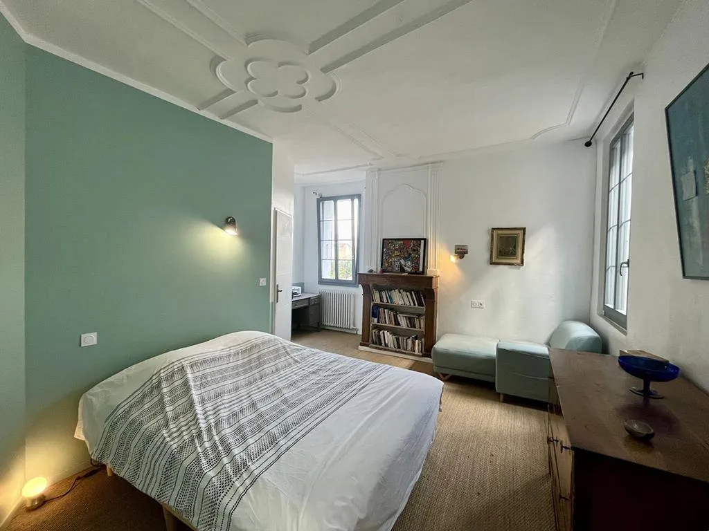 Majestueuse maison de village avec terrasse panoramique XXL   