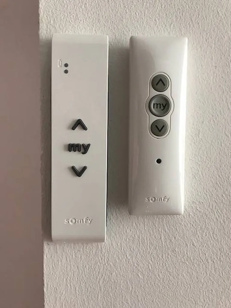 Télécommande SOMFY pour volets roulants électriques sur AIX EN PROVENCE