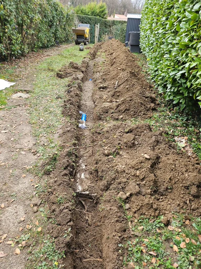 Artisan terrassier et VRD pour maison à Bourg-en-Bresse: Durao TP entreprise de maçonnerie et TP dans l'Ain