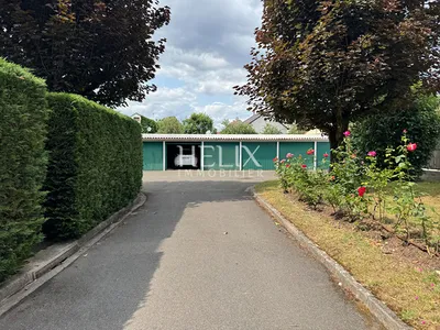 À louer à Chatou – 5 pièces traversant de 84 m² au 3ᵉ et dernier étage dans une résidence de standing