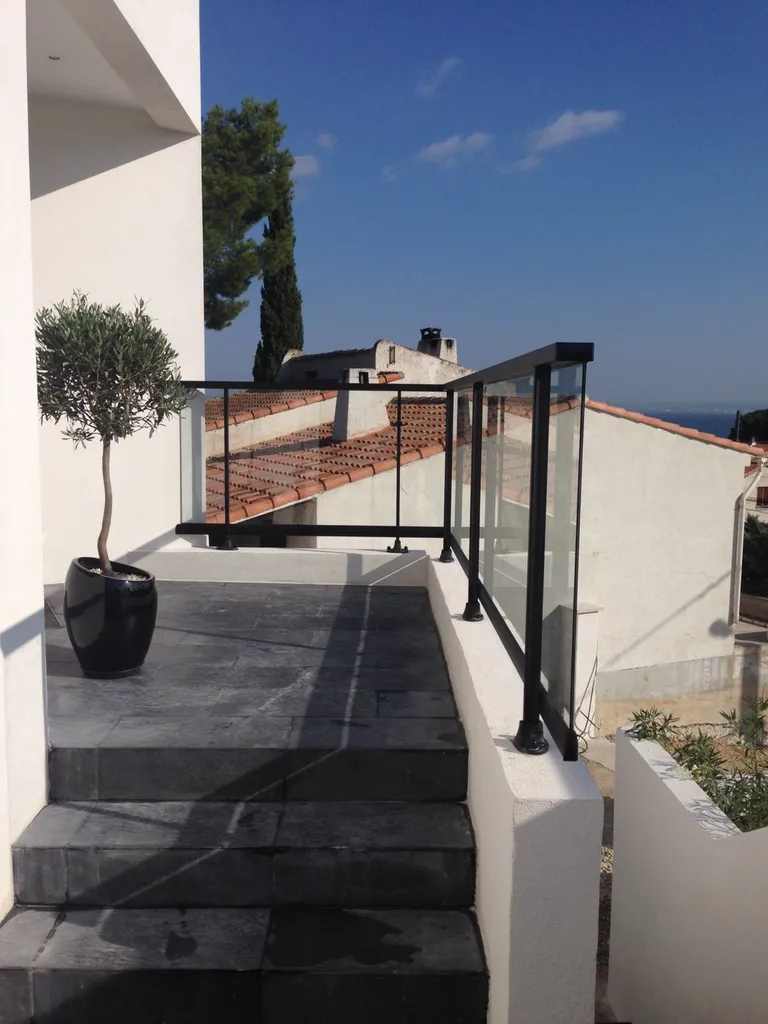 Garde-corps en alu sur Martigues