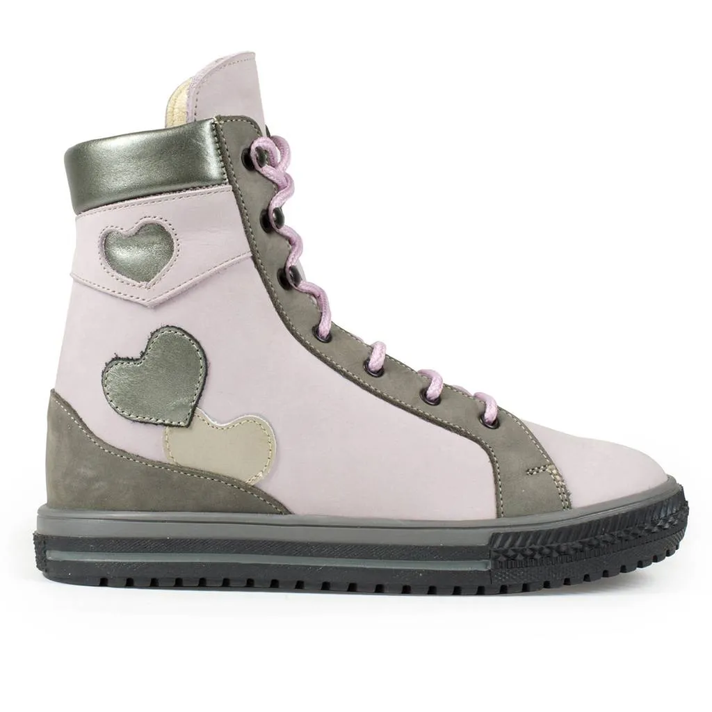 Trouvez nos gammes pour enfant de chaussures orthopédiques sur mesure, proche Rouen, 76