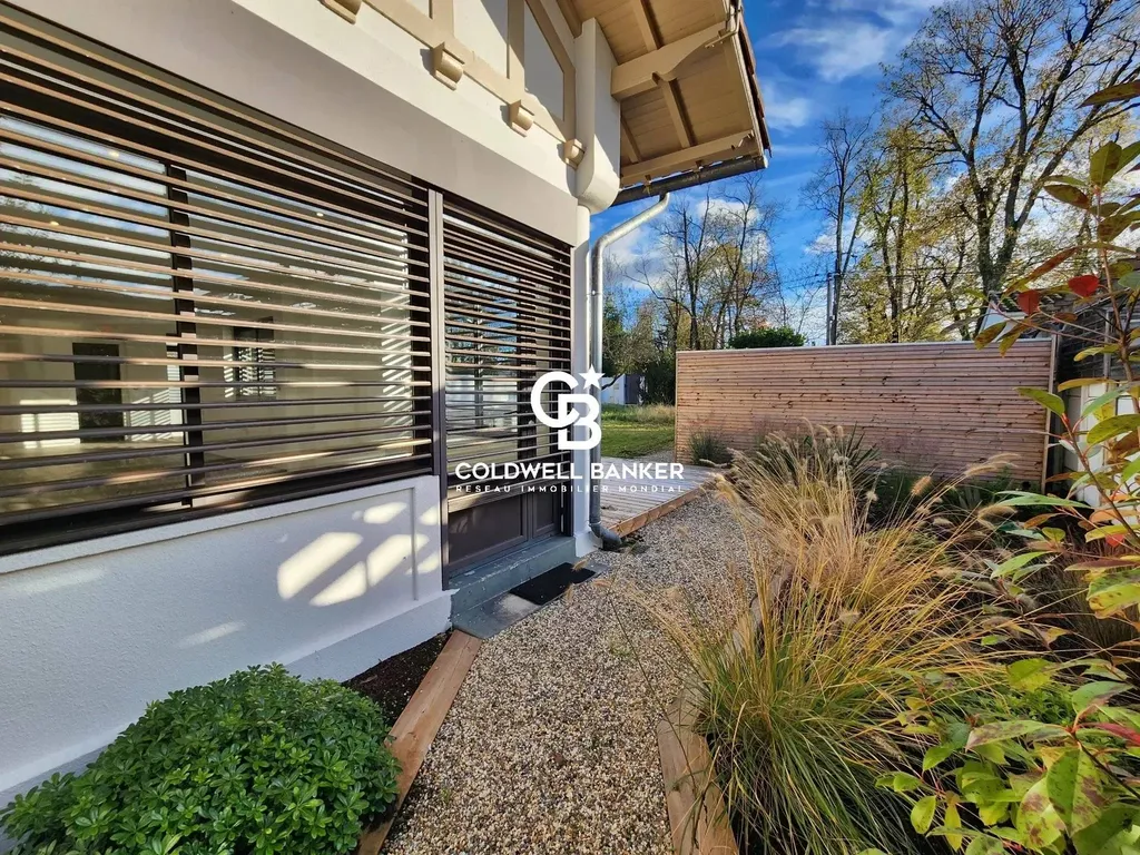 Spacieuse villa rénovée de 6 chambres avec jardin à Pessac