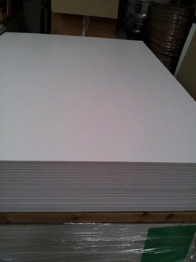 Vente de Plaques en Polypropylène Blanc à Aubagne