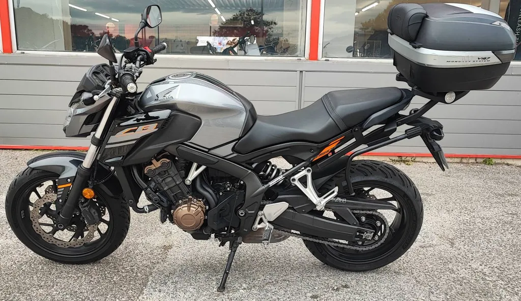 HONDA CB 650 F du 10/2018 avec 24570KM
