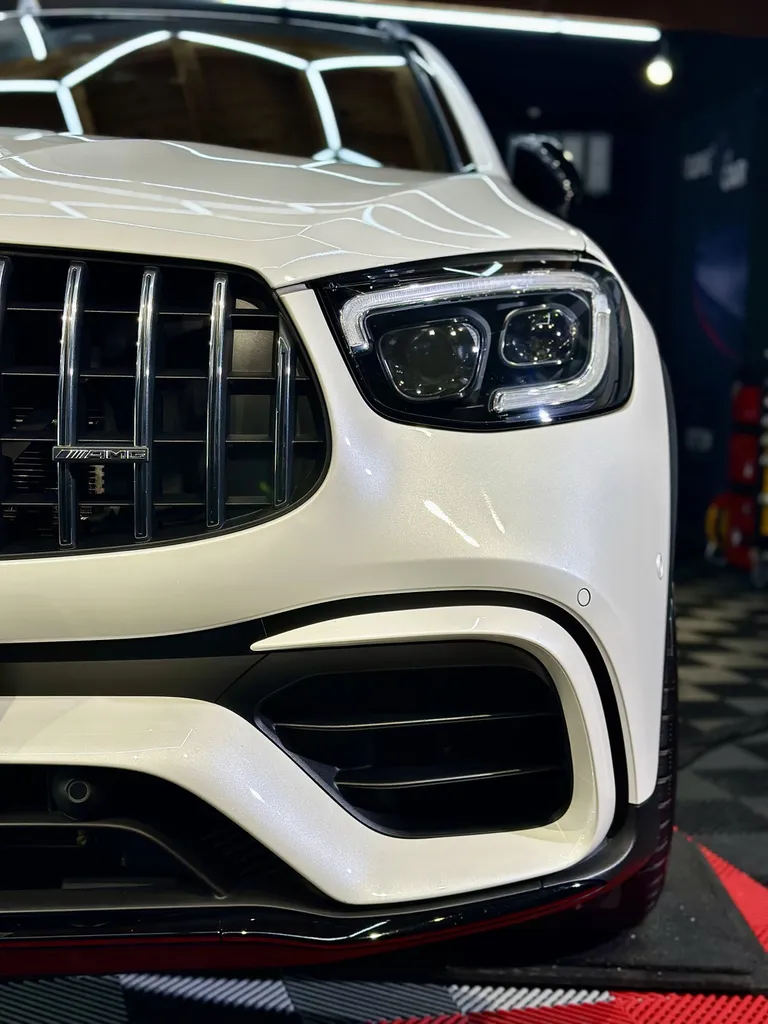 Traitement céramique auto lyon protection carrosserie Mercedes GLC 63 AMG