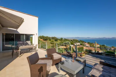 Maison 7 pièce(s) 5 chambre(s) 261.17 m² Les Issambres (83380)