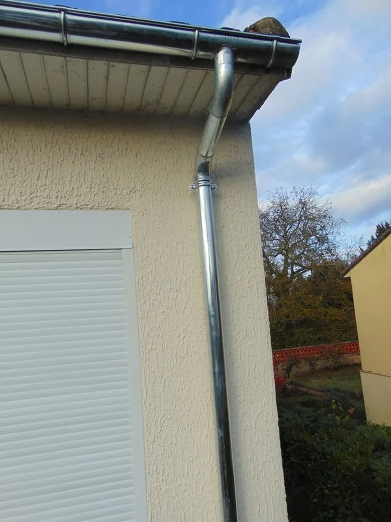 Remplacement de gouttières à Lourdes