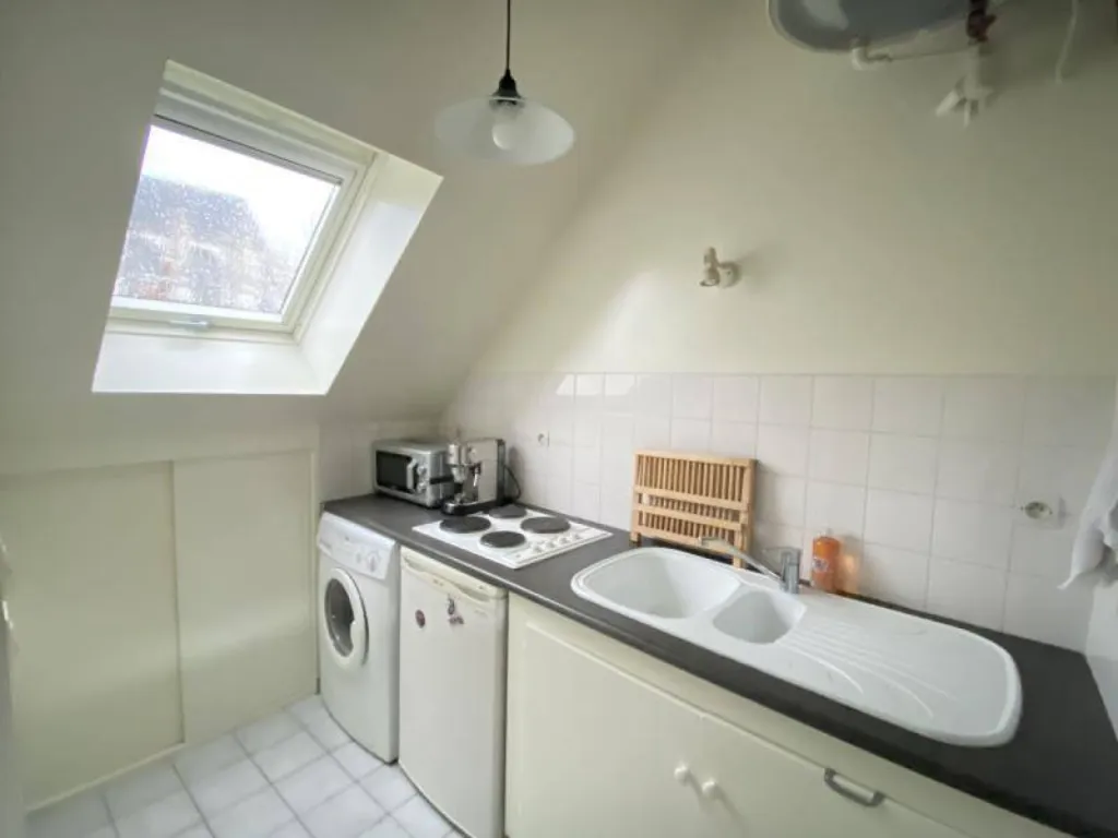 Situé au 186 rue Eau de Robec à Rouen