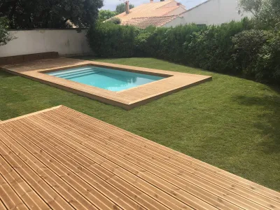 Aménagement d'un jardin avec du gazon en plaque à Villeneuve les Avignon