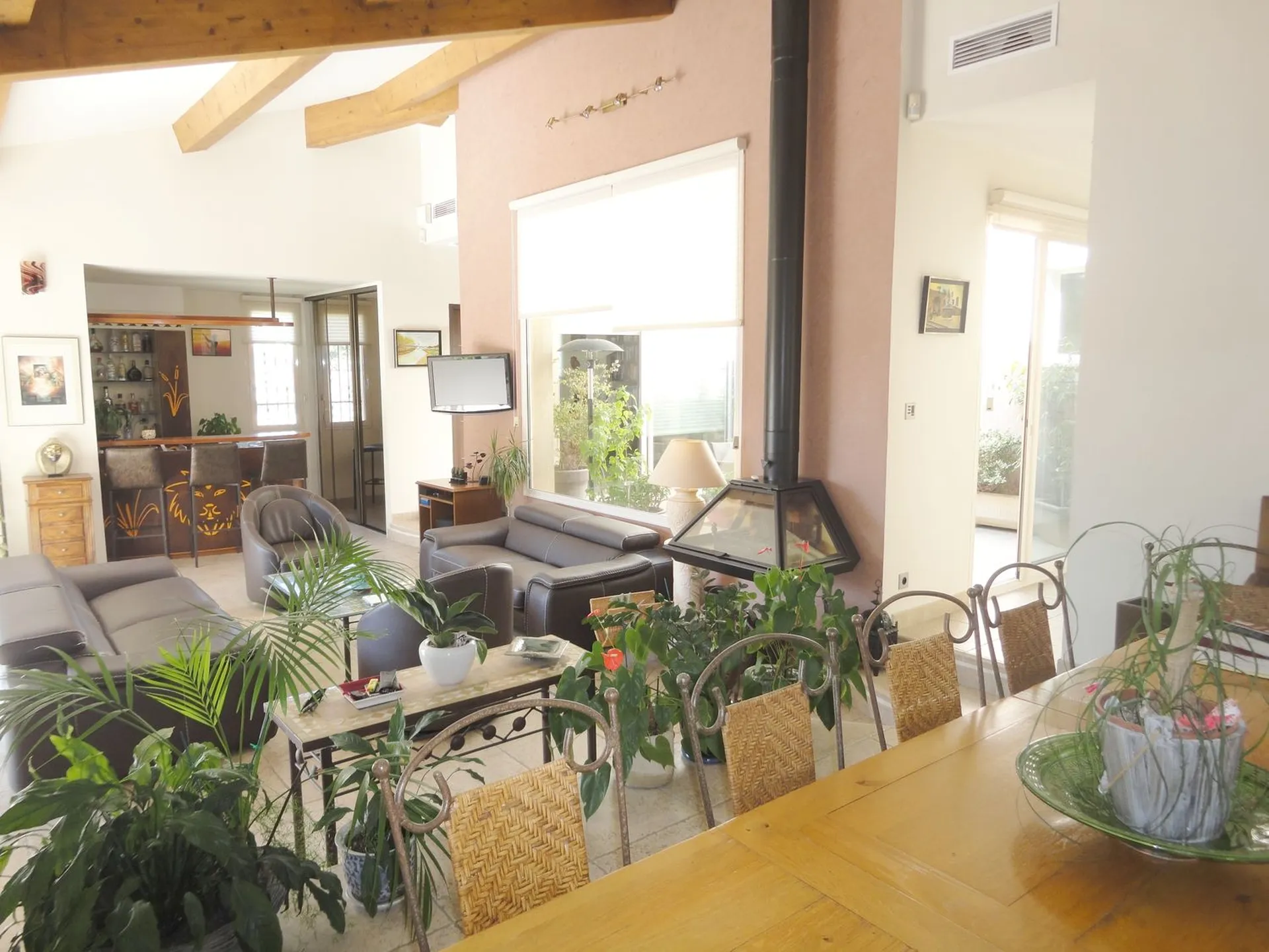 Maison Roquefort la Bédoule, piscine, garage, cave, bar, bibliothèque