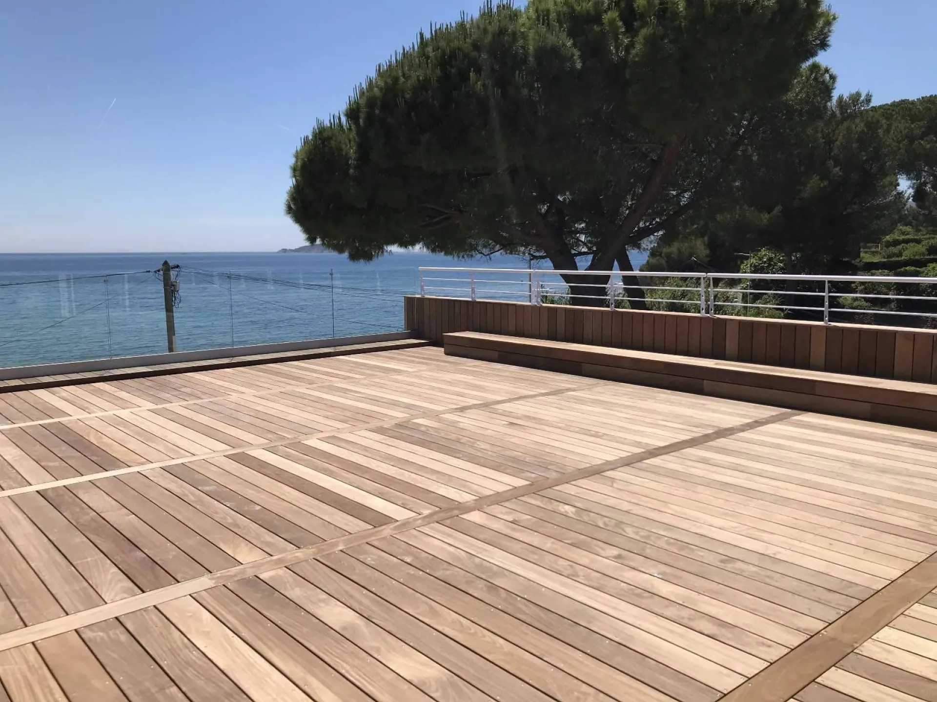 Terrasse en Ipé KD by Parqueterie Aixoise