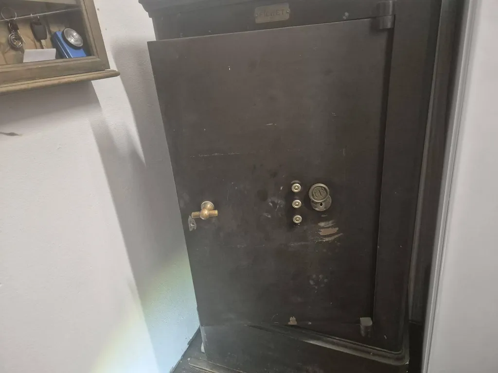 réparation d'un meuble blindé suite à son ouverture sur Namur