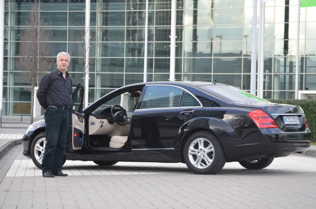 Réservez un chauffeur privé pour vos trajets professionnels Marseille VTC Provence Prestige