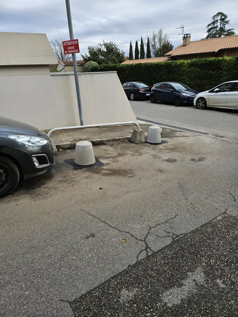 Plots installés par Ddurao TP dans une copro proche de Lyon