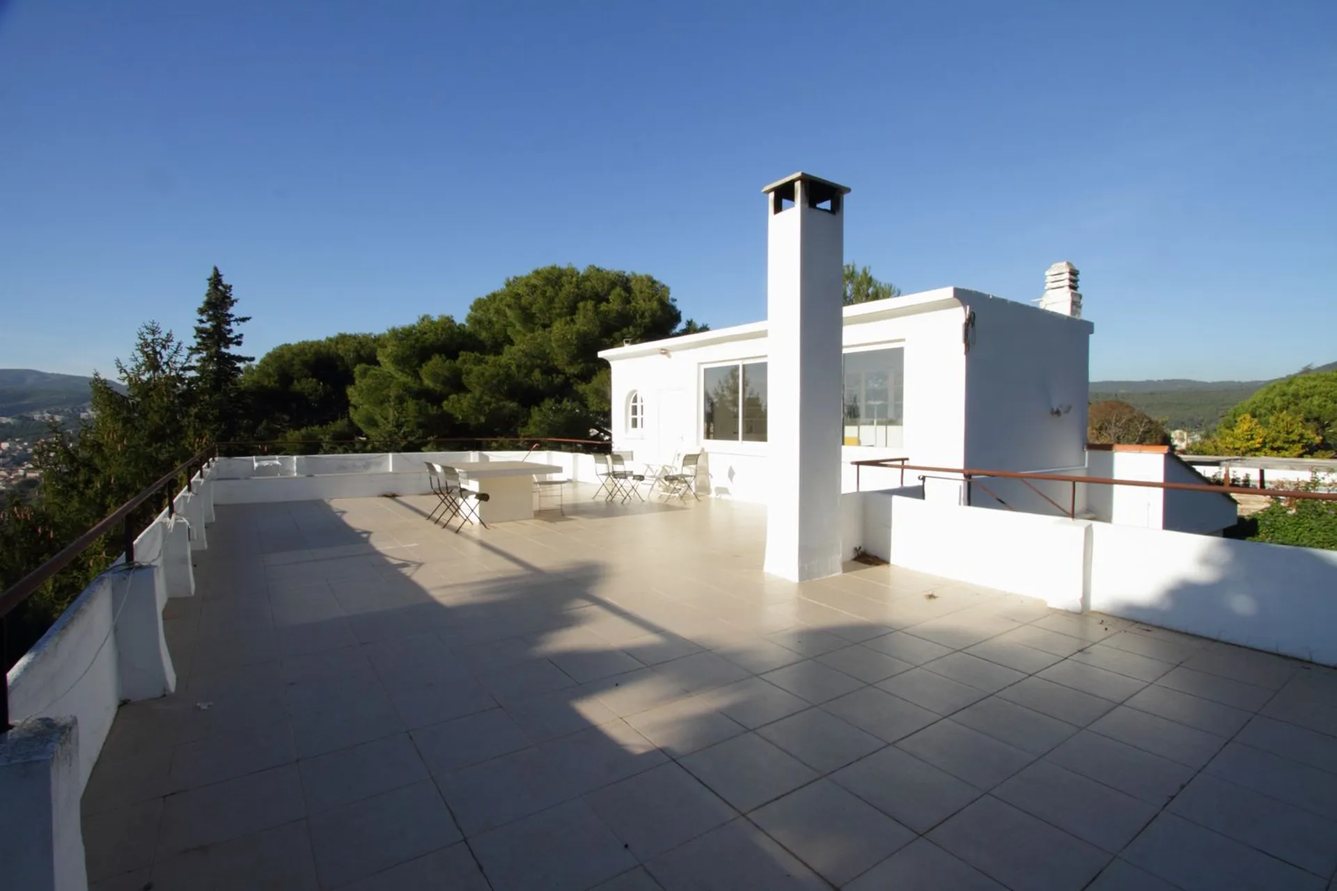 Cassis propriété 9 pièces à vendre