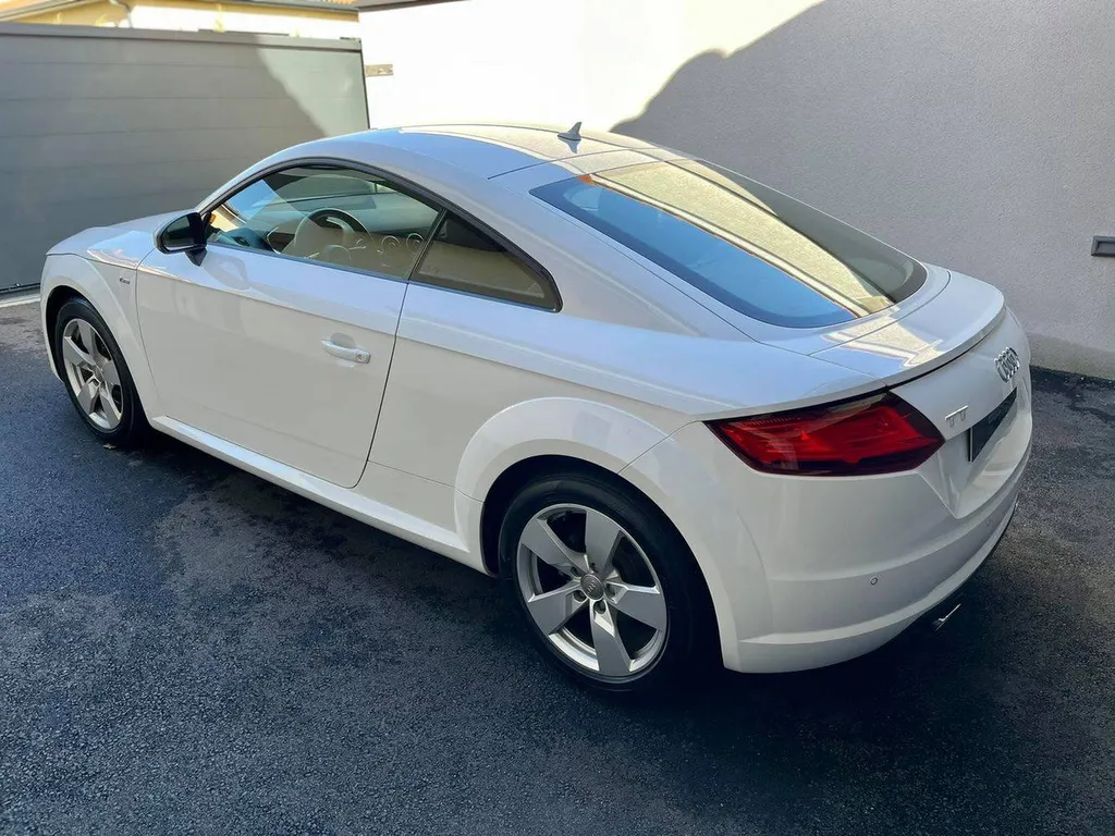 Traitement céramique Audi TT blanche à proximité de Brignais dans le Rhône