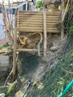 Stabilisation de talus vue de dessous après réalisation à Nice Nord