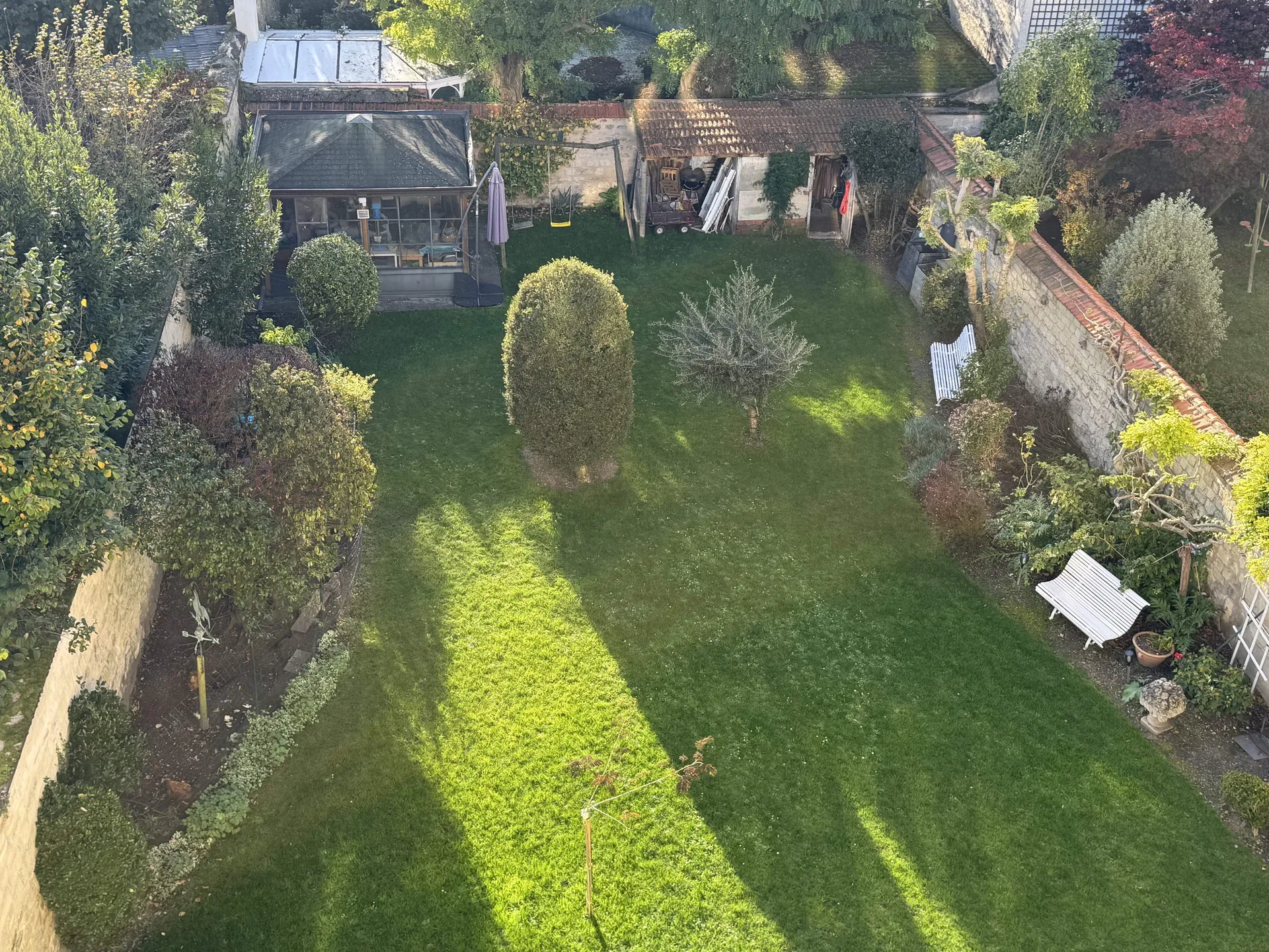 Appartement lumineux dans une rue du Centre-ville de Saint-Germain-en-Laye très recherchée