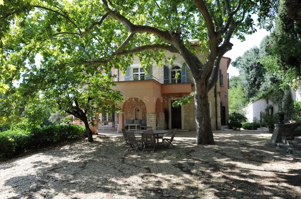 Belle propriété à vendre proche d'Avignon