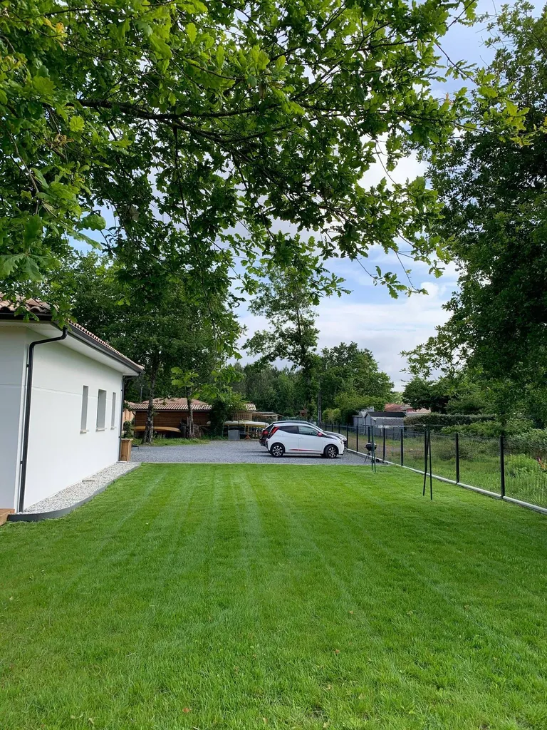 Evolution Paysage crée un gazon sur un terrain à proximité de Sainte-Eulalie-en-Born