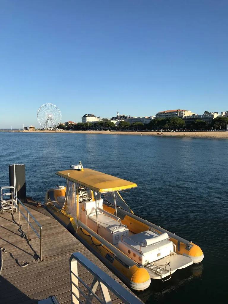 Toute l'année bateau-taxi entre Arcachon et le Cap Ferret 