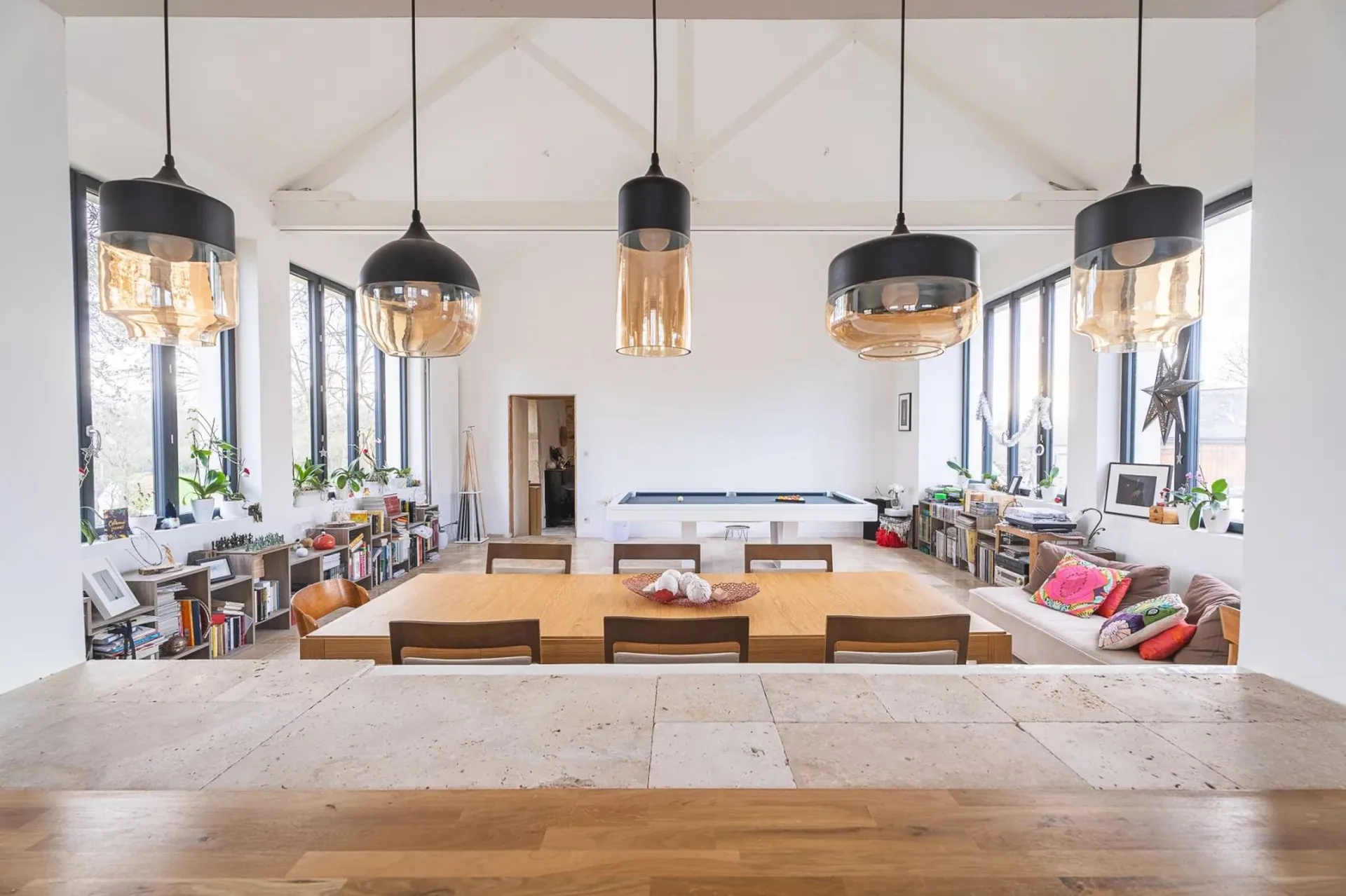 Ancienne école rénovée avec du cachet à vendre en sarthe