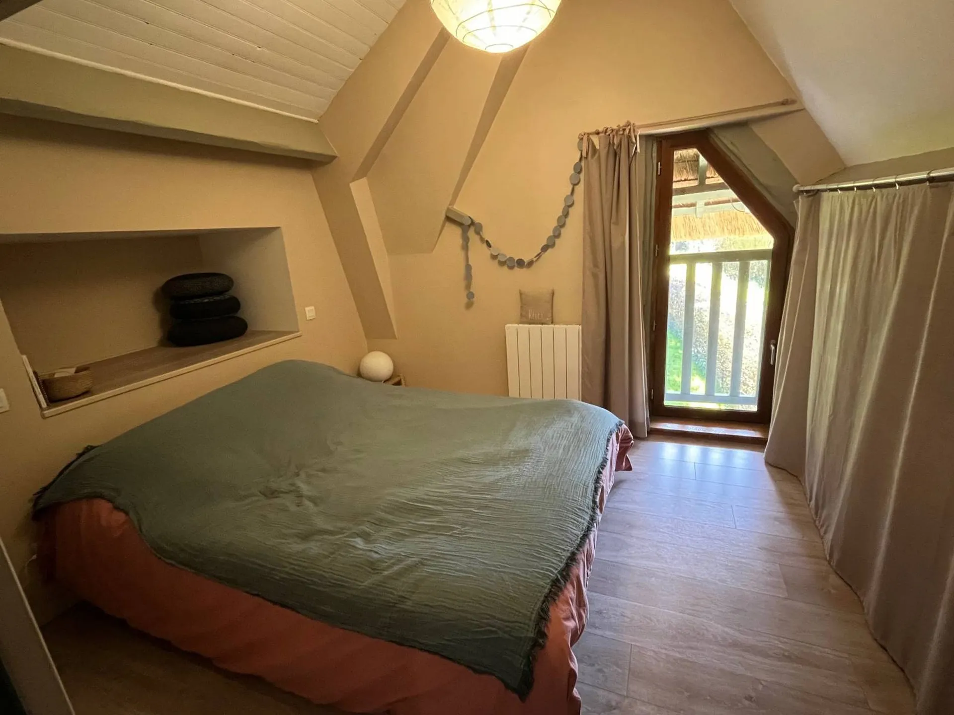 A vendre : Chaumière en très bon état général située à Rives en Seine