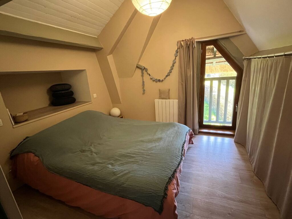 A vendre : Chaumière en très bon état général située à Rives en Seine