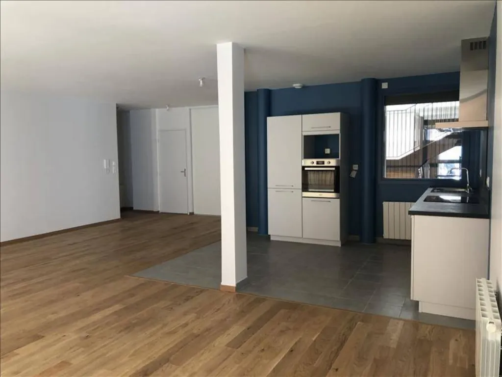 Situé au 25 rue de Buffon à Rouen