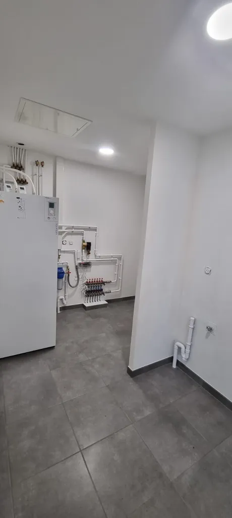 peinture airless d'un pavillon individuel avec mezzanine près du NEUBOURG 
Finition pack 