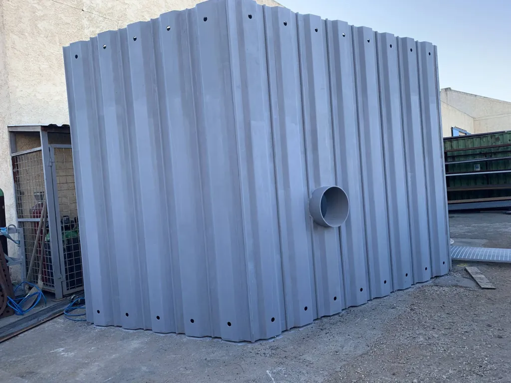 FABRICATION STRUCTURE METALLIQUE POUR CAISSON AVEC HABILLAGE PALFEUILLE A MARTIGUES PROVENCE ALPES COTE D'AZUR 