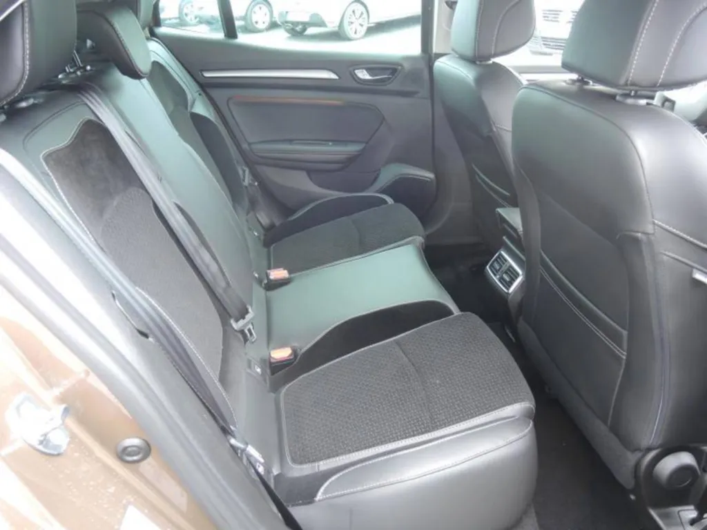 A VENDRE RENAULT MEGANE IV OCCASION NEUVE MOINS 20 000 € A PLAISANCE DU TOUCH PROCHE DE TOULOUSE